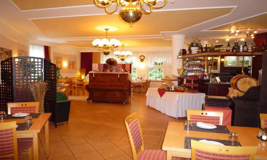Hotel Abalone Ремшайд Екстериор снимка