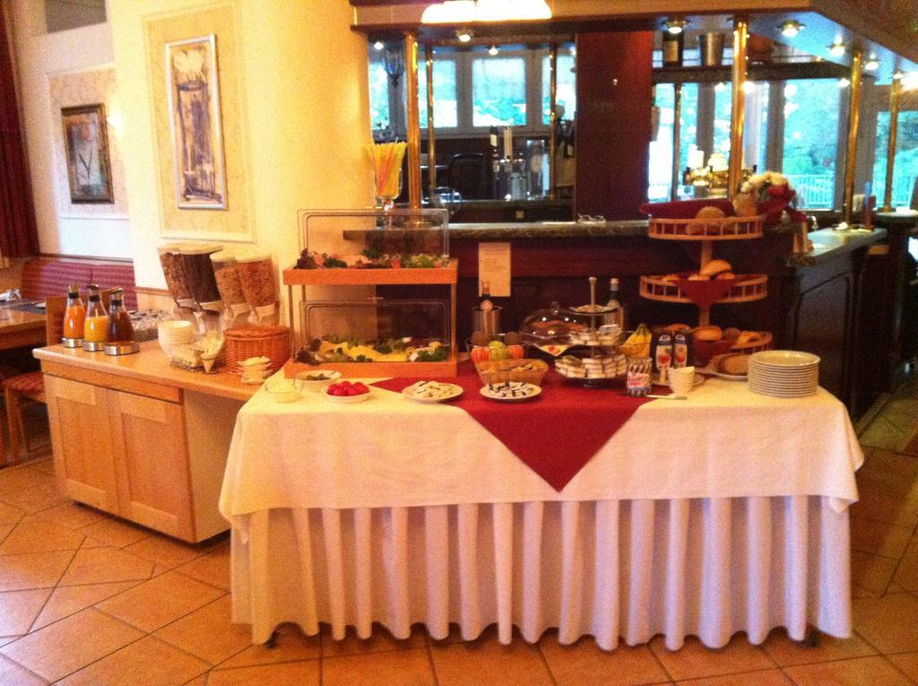 Hotel Abalone Ремшайд Екстериор снимка