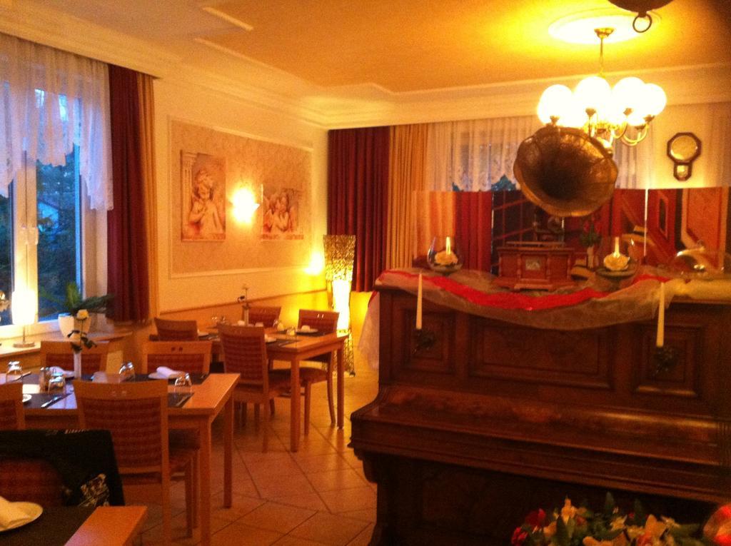 Hotel Abalone Ремшайд Екстериор снимка